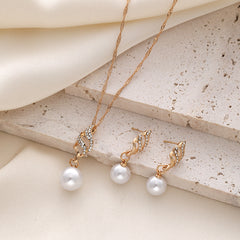 Pearl Pendant Necklace And Earrings Set
