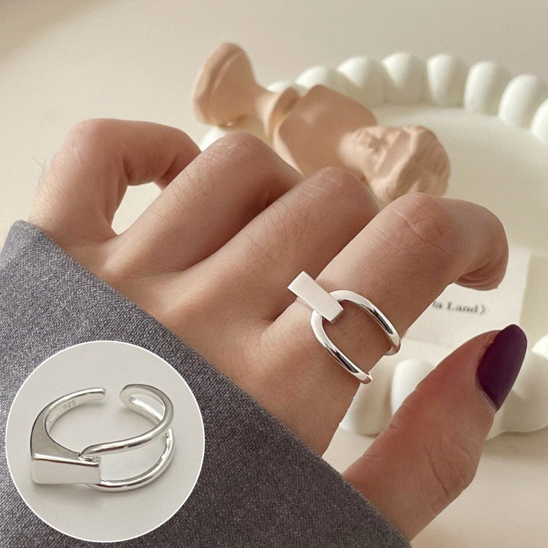 Geometric Line Cross Ring For Women