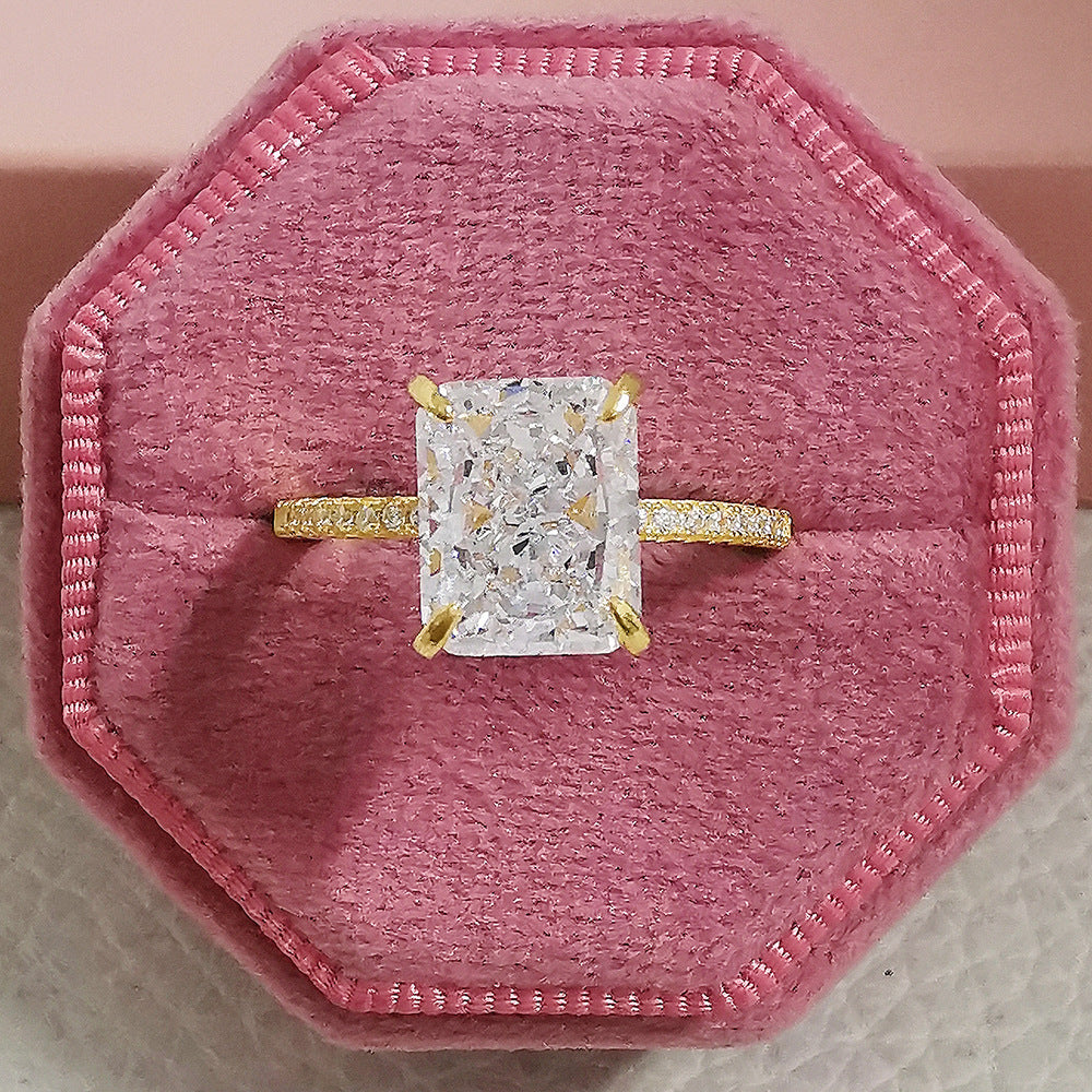 Ice Flower Cut Affordable Luxury Style Niche Advanced Design Ring For Women