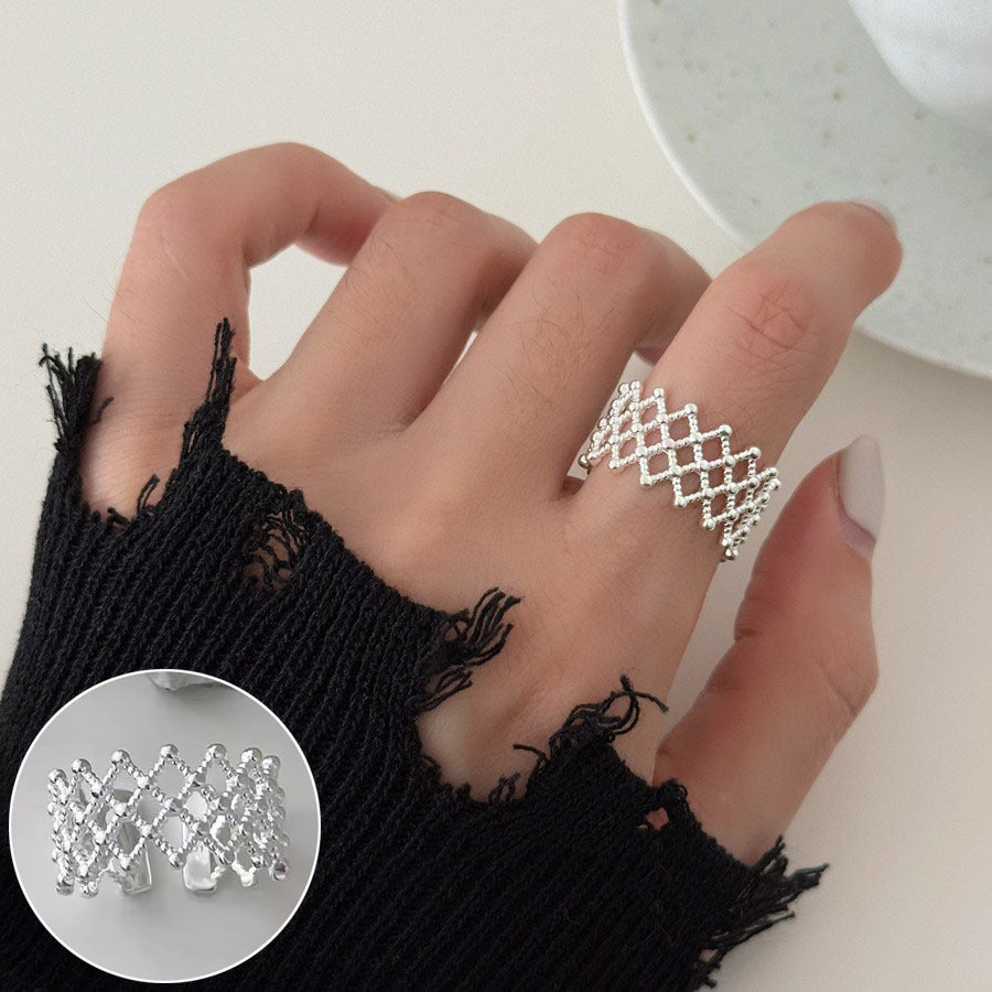 Geometric Line Cross Ring For Women