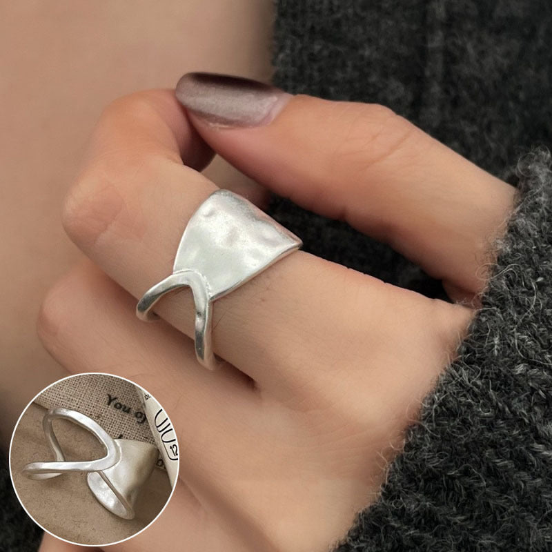 Geometric Line Cross Ring For Women